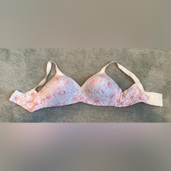 Lot of 4 no underwire bras - 3 sz 34D, 1 sz 36C - Picture 8 of 12